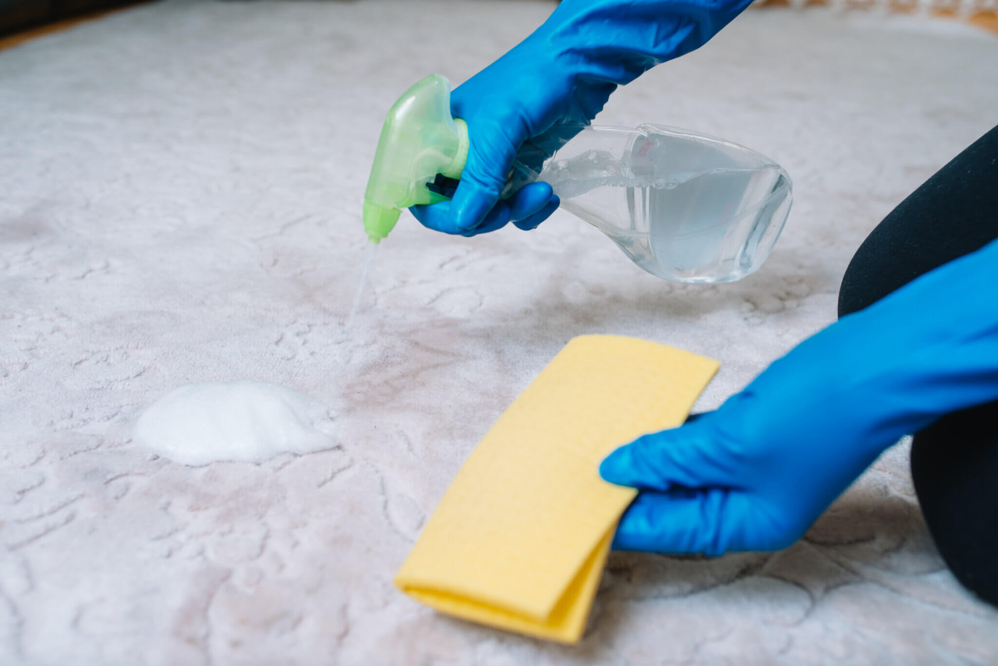 How to Clean Mattress with Hydrogen Peroxide: Effective Stain Removal ...
